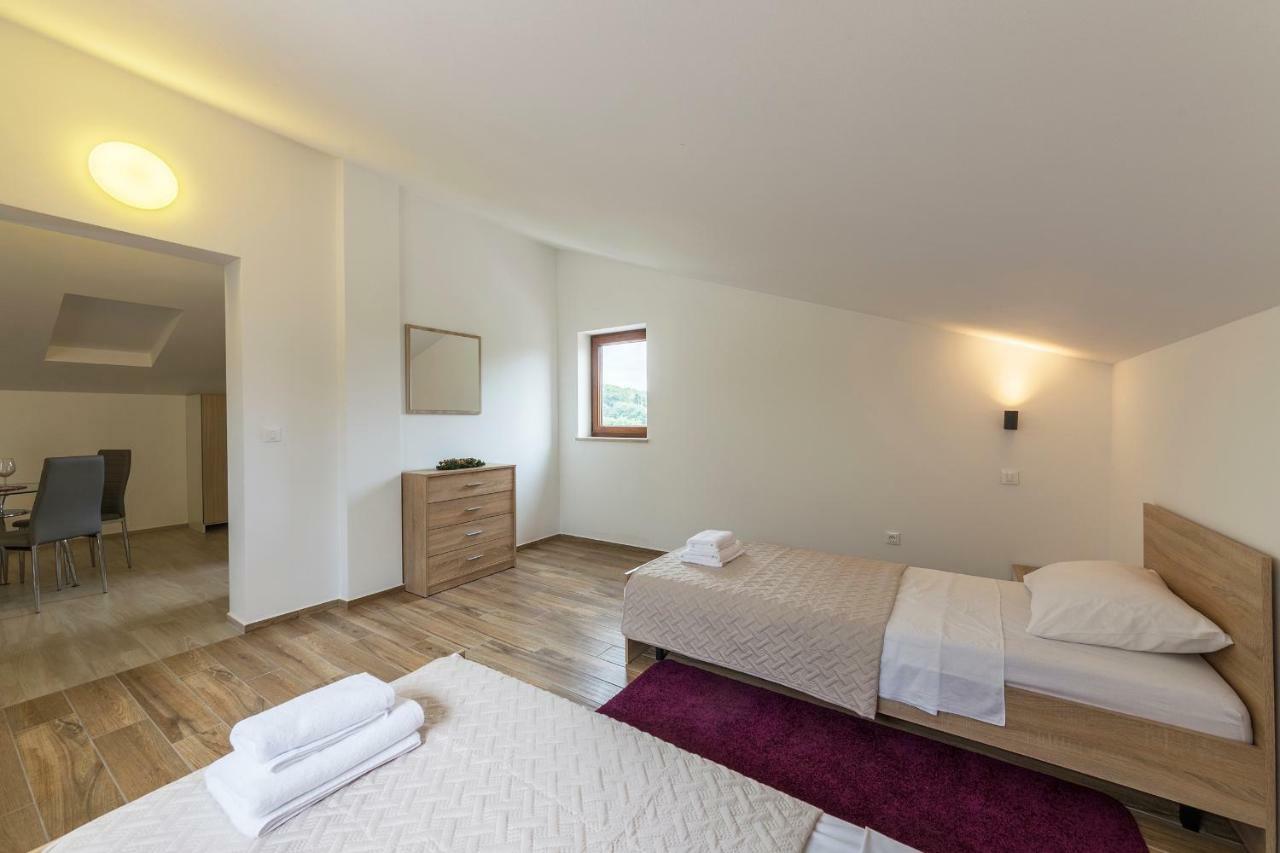 Apartmani Suzi PUY 외부 사진