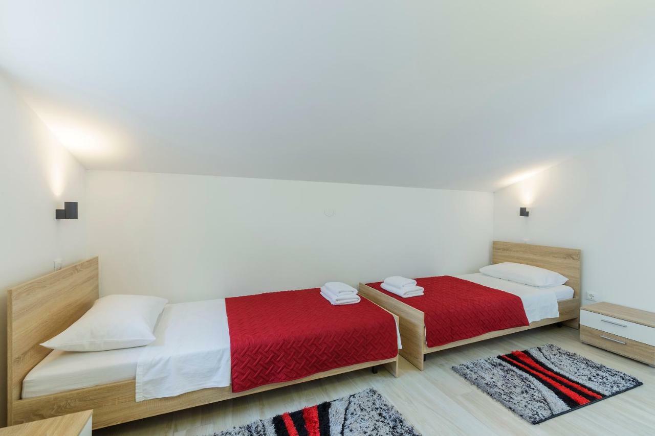 Apartmani Suzi PUY 외부 사진